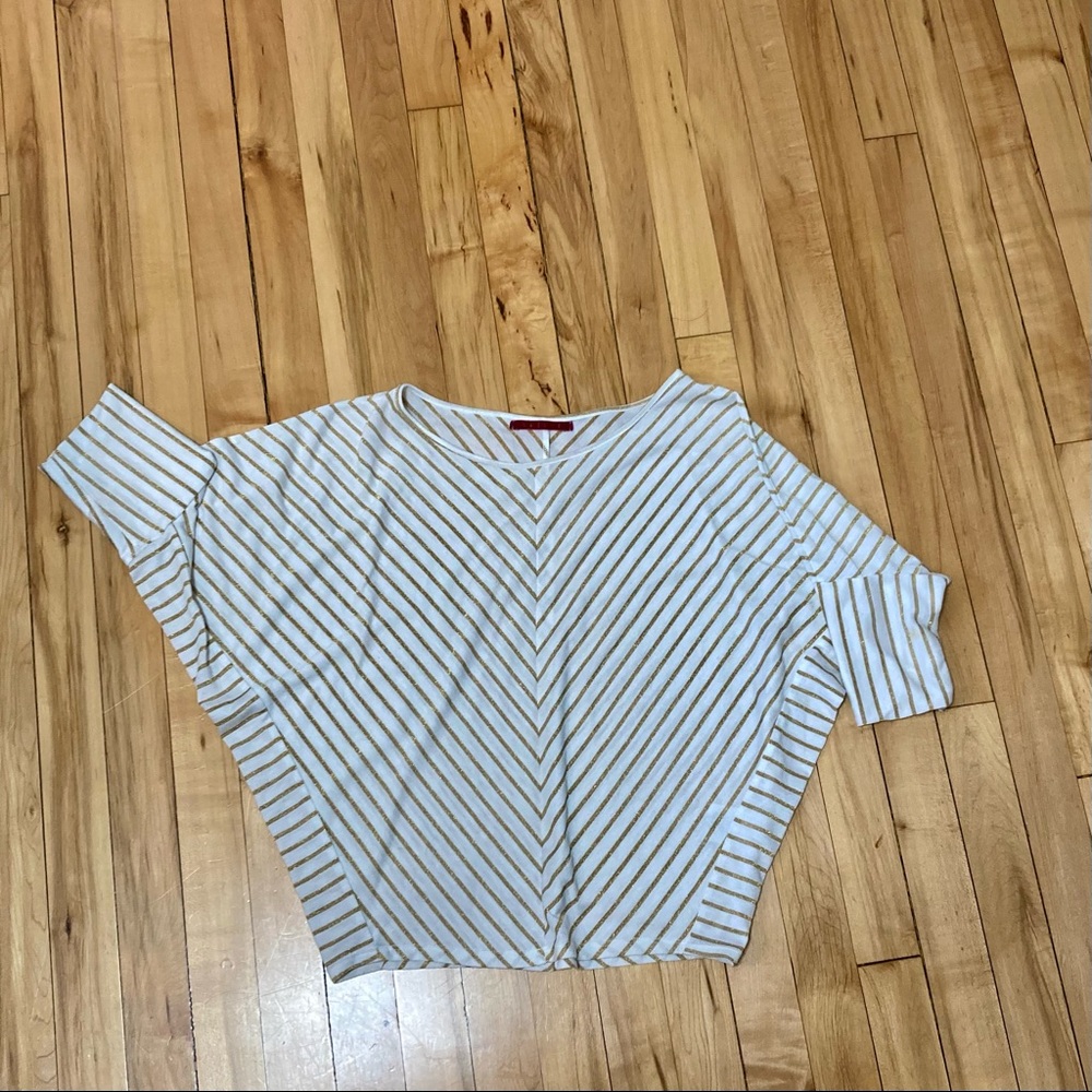 Super cute vintage-inspired top